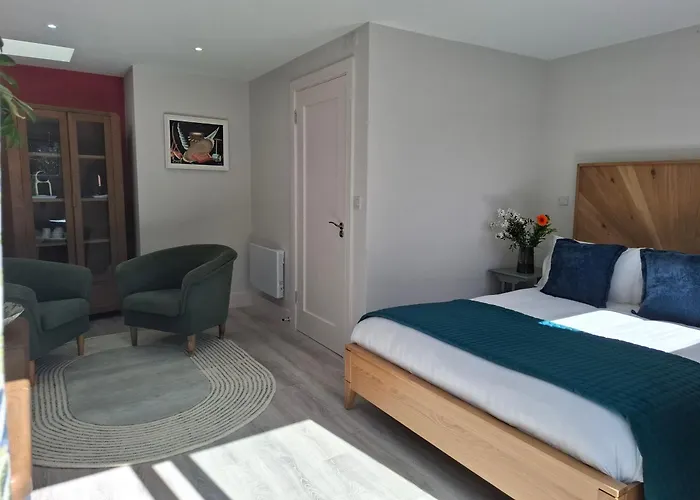 Granville House Apartments And Garden Suites